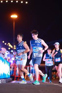 BIB: 4272, 43632
                            <button type="button" onclick="openModal(22979389)" class="btn btn-primary btn-sm float-right btn-popup" data-toggle="modal" data-target=".modal-high-quality">
                        <i class="fas fa-shopping-cart"></i> Add to Cart
                    </button>
                                            <button type="button" onclick="isThisMe(22979389, true)" class="btn btn-success btn-sm float-right btn-popup btn-isme hidden" data-toggle="tooltip" data-placement="bottom" title="นี่คือรูปของคุณใช่ไหม คลิกที่นี่เพื่อเอาเข้าอัลบั้ม">
                        <i class="fas fa-plus"></i> Add to album
                    </button>
                    <button type="button" onclick="isThisMe(22979389, false)" class="btn btn-warning btn-sm float-right btn-popup btn-isnotme hidden">
                        <i class="fas fa-ban"></i> Remove from album
                    </button>